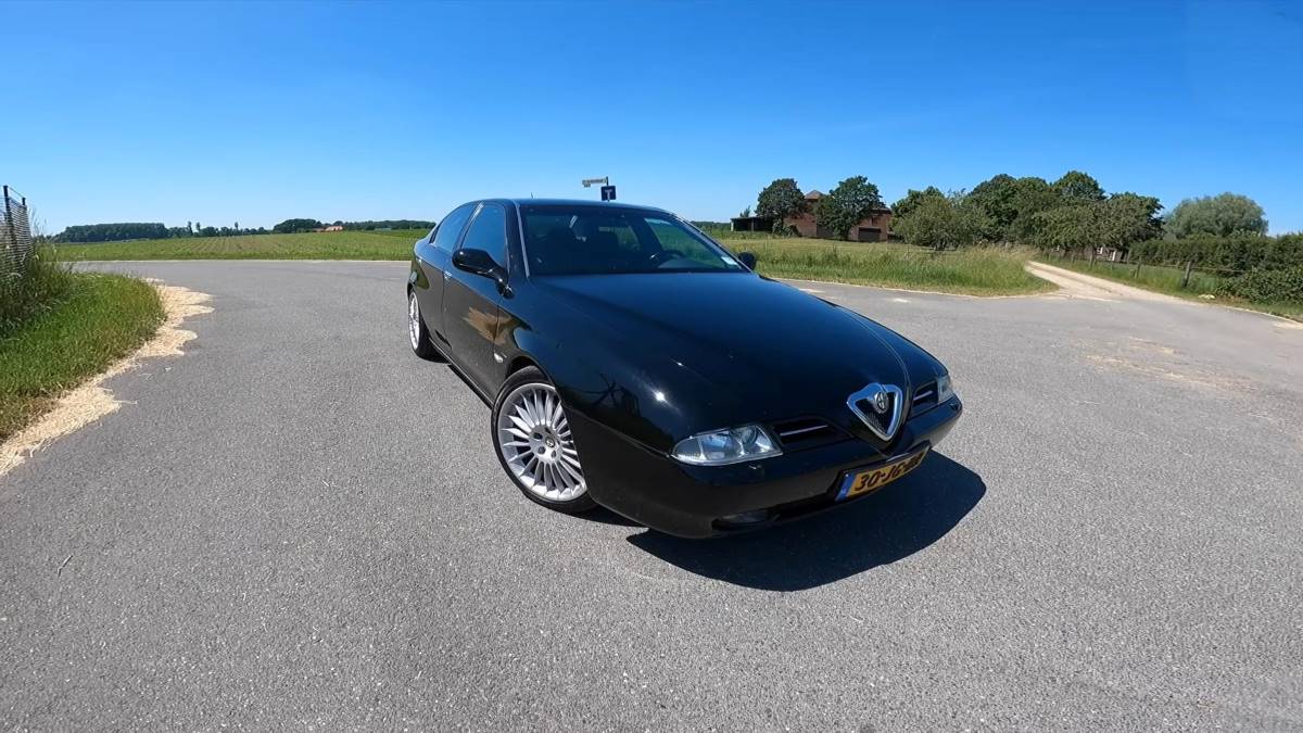 Alfa Romeo 166